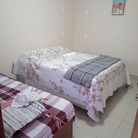 Suites Rosangela Pirenopolis Bagian luar foto