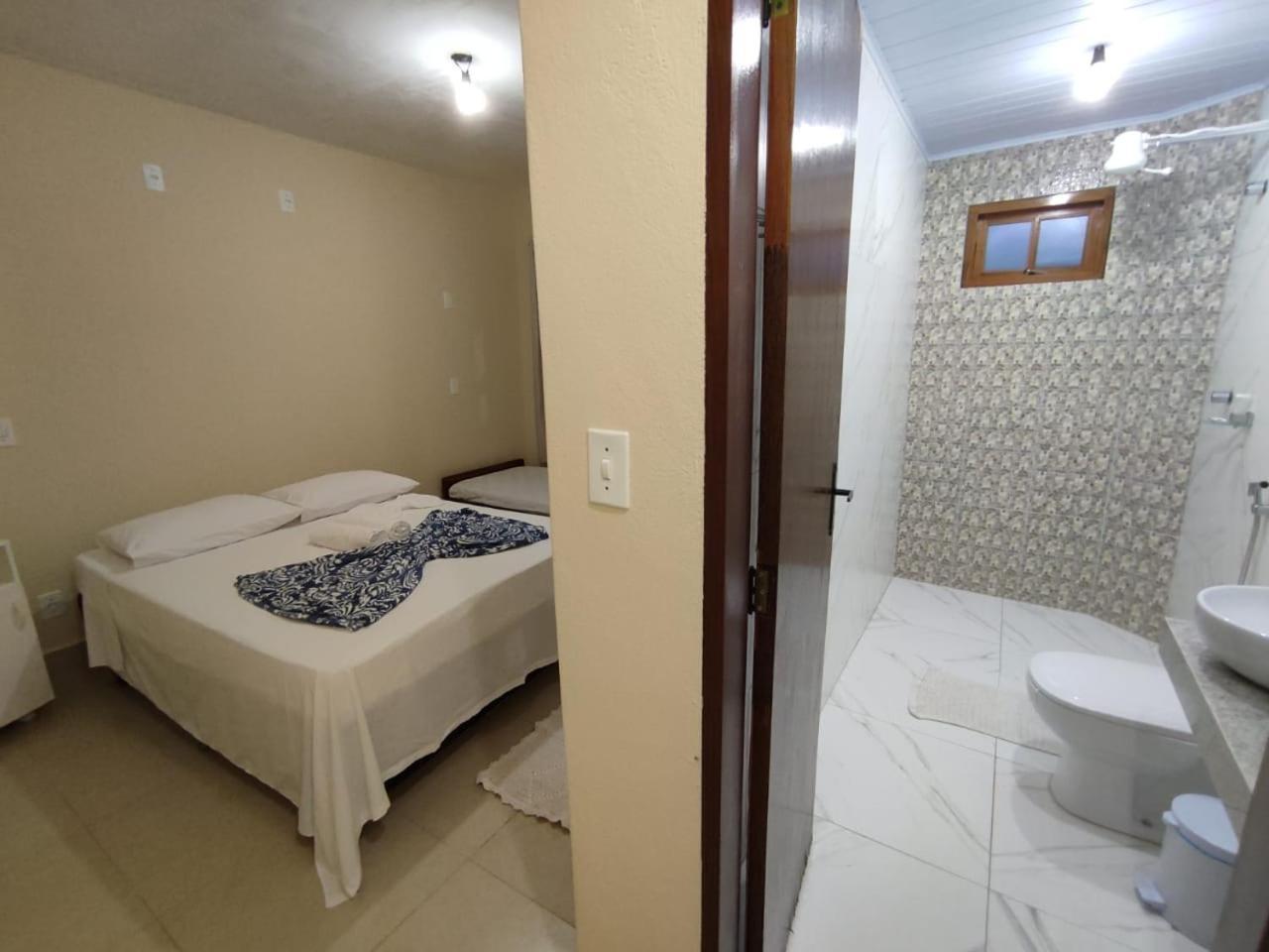 Suites Rosangela Pirenopolis Bagian luar foto